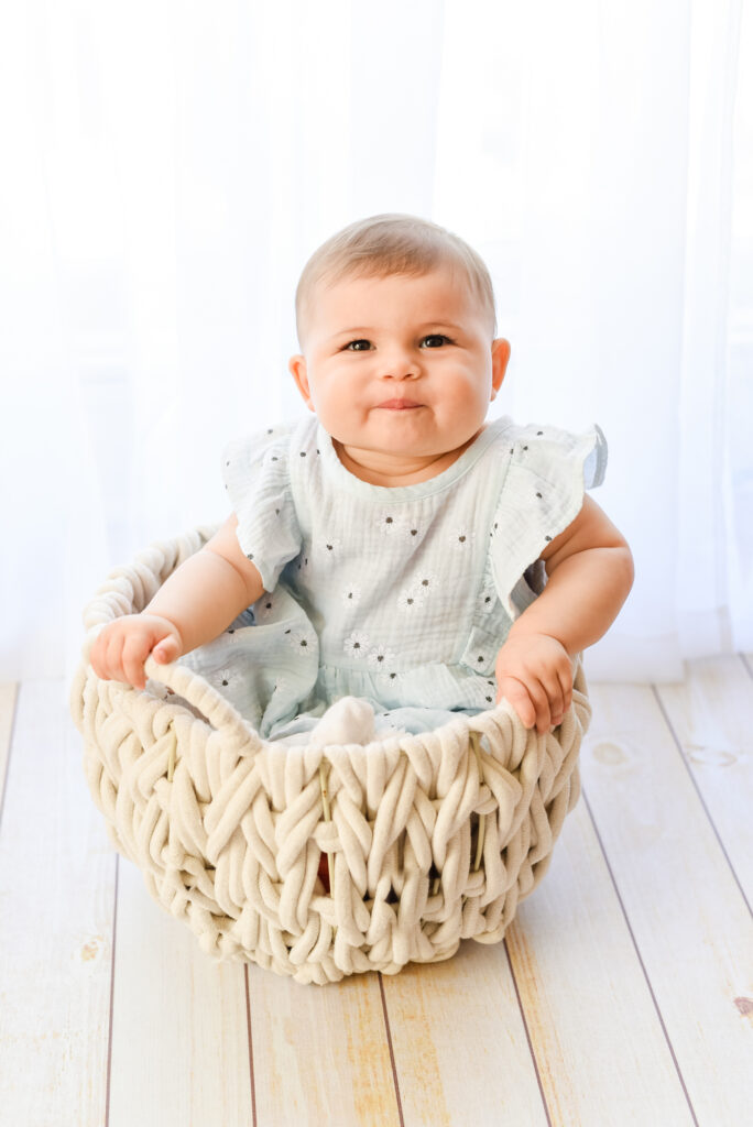 7 month milestone baby session